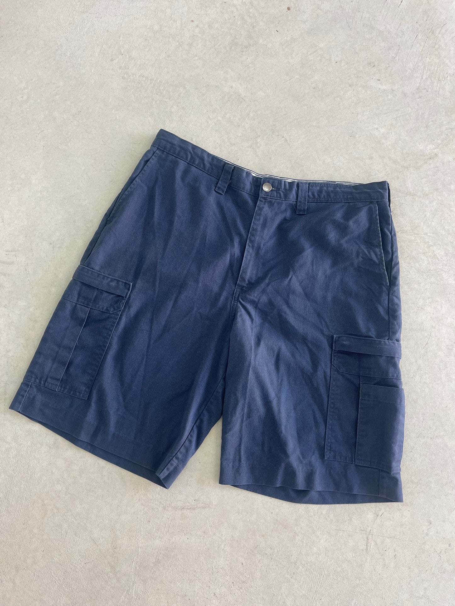 Dickies Cargo Shorts (38)