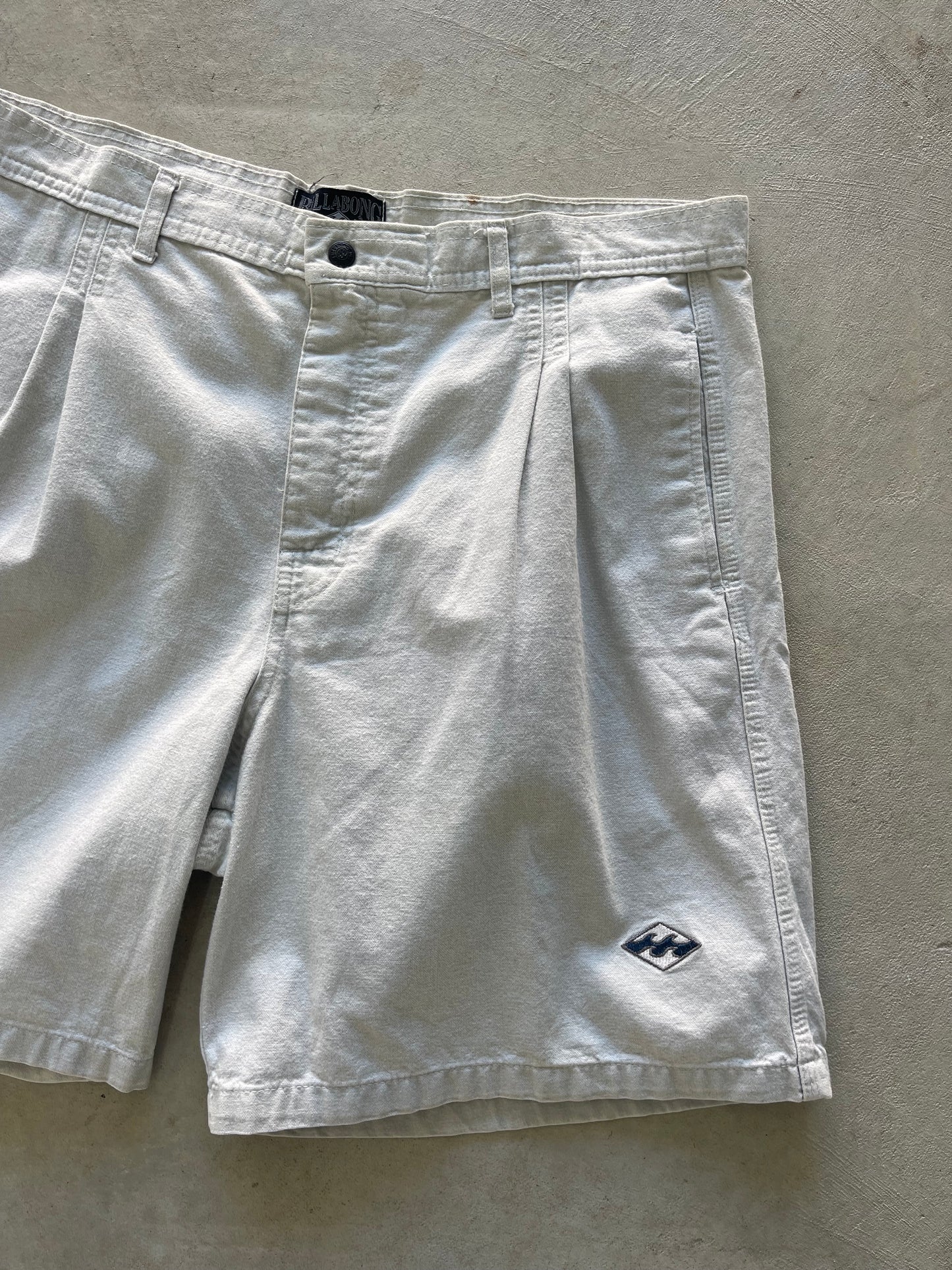Vintage Billabong Shorts (34-36)
