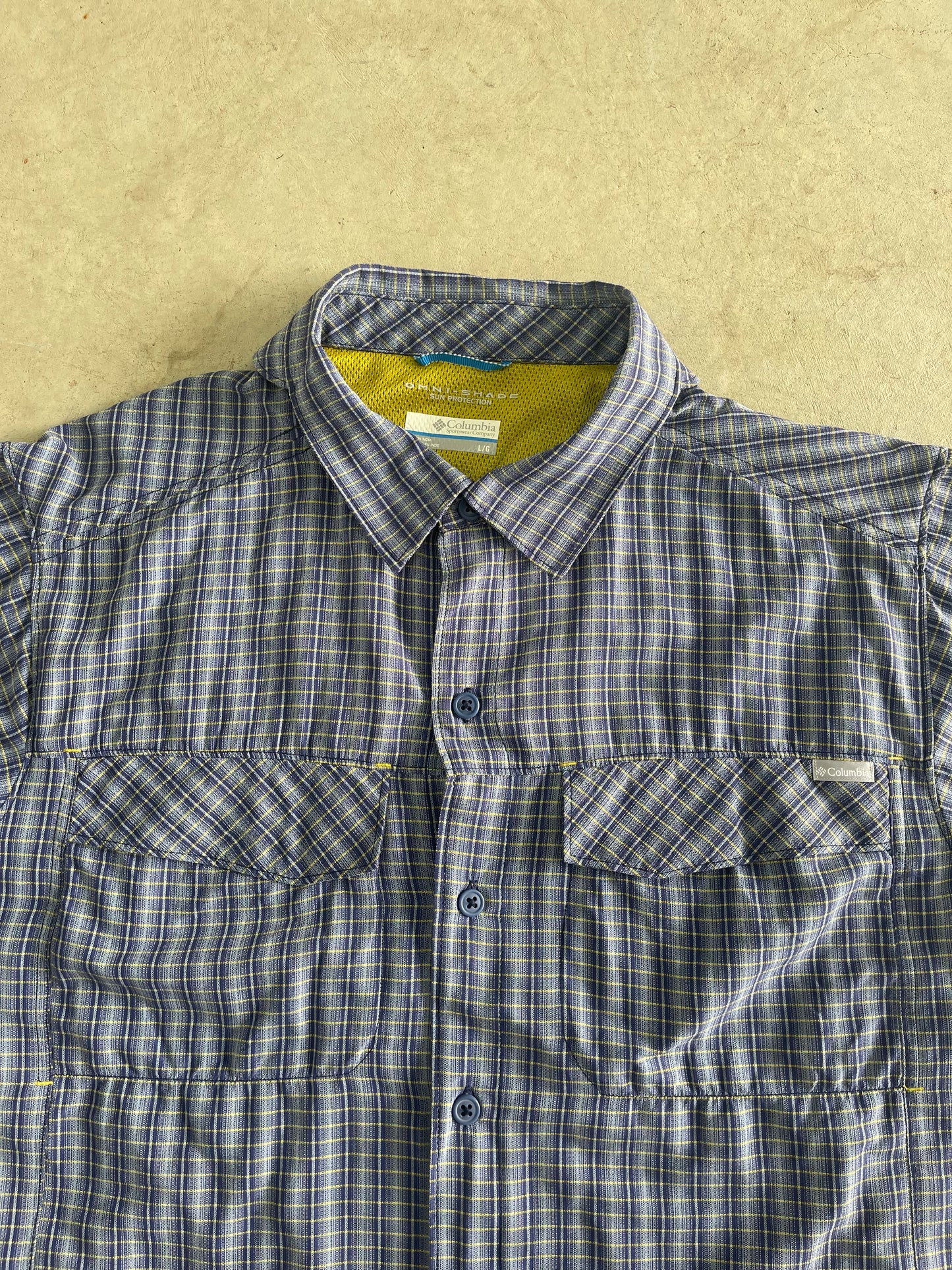 Vintage Columbia Short Sleeve Button Up Shirt (L)