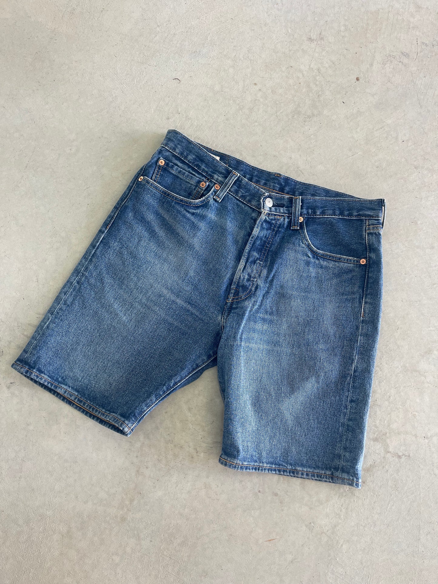 Levi’s 501’s Jorts (32)