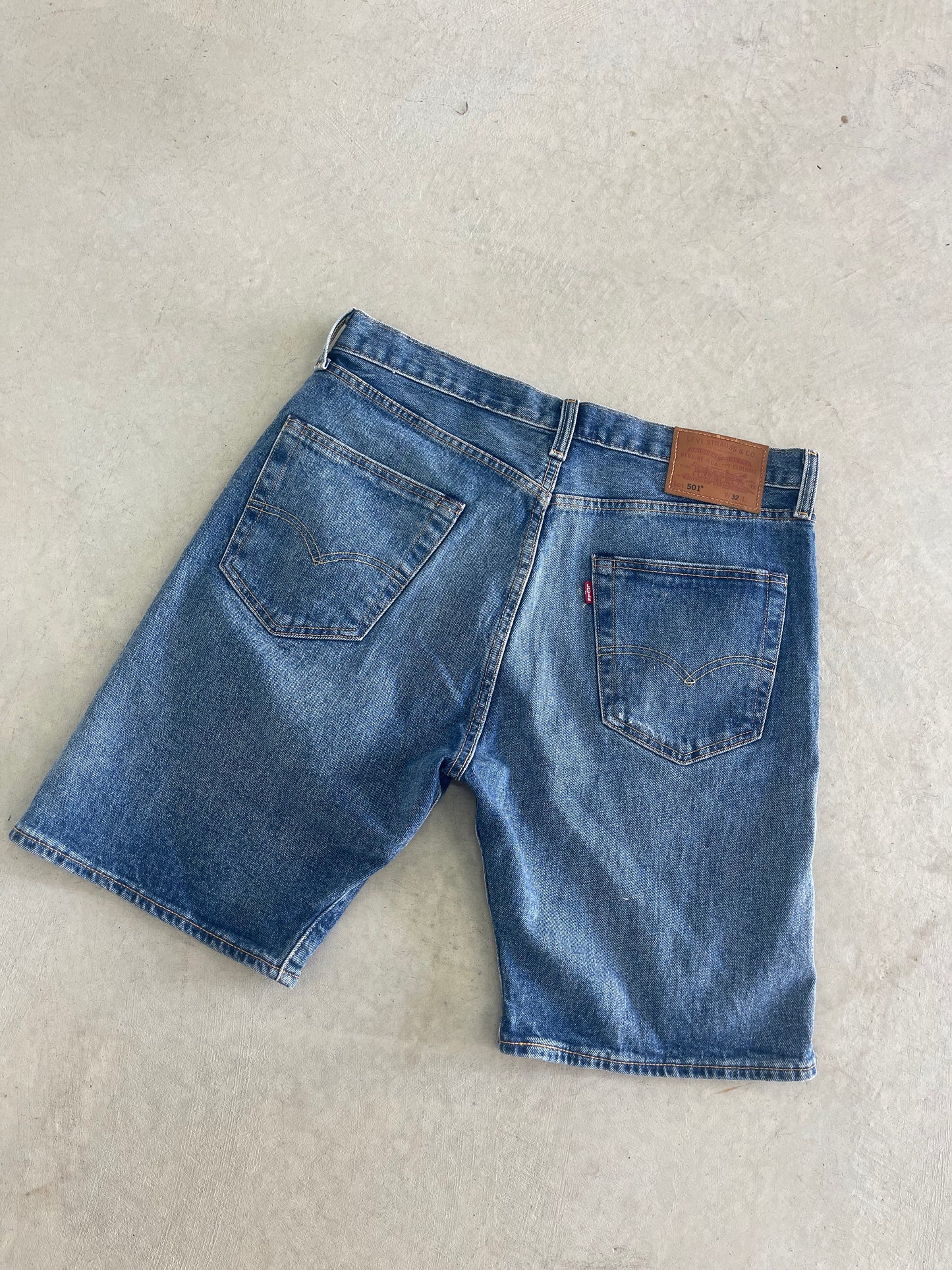 Levi’s 501’s Jorts (32)