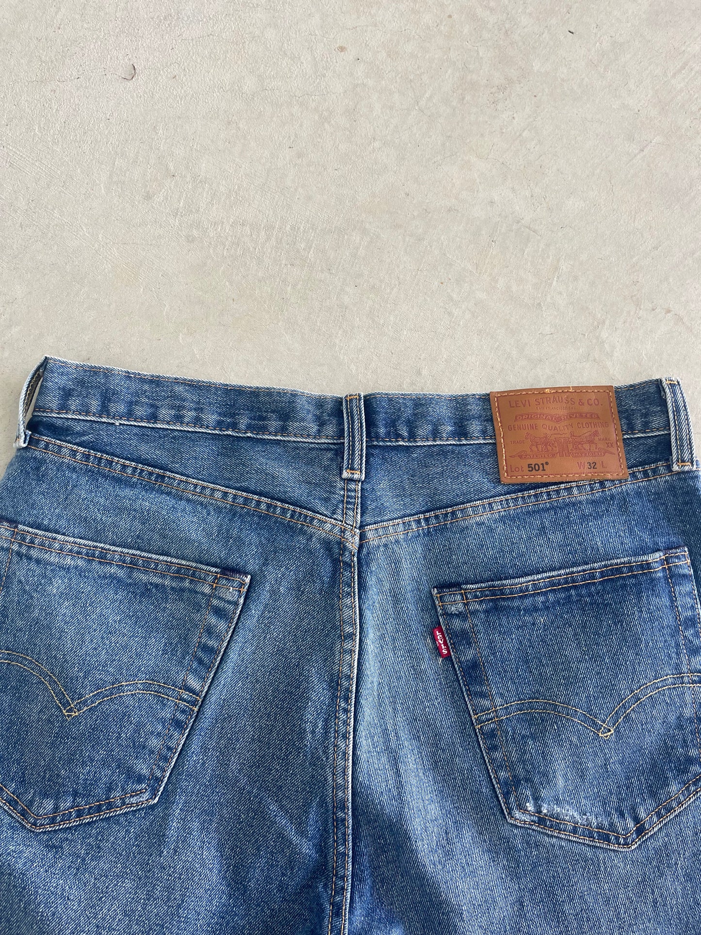 Levi’s 501’s Jorts (32)