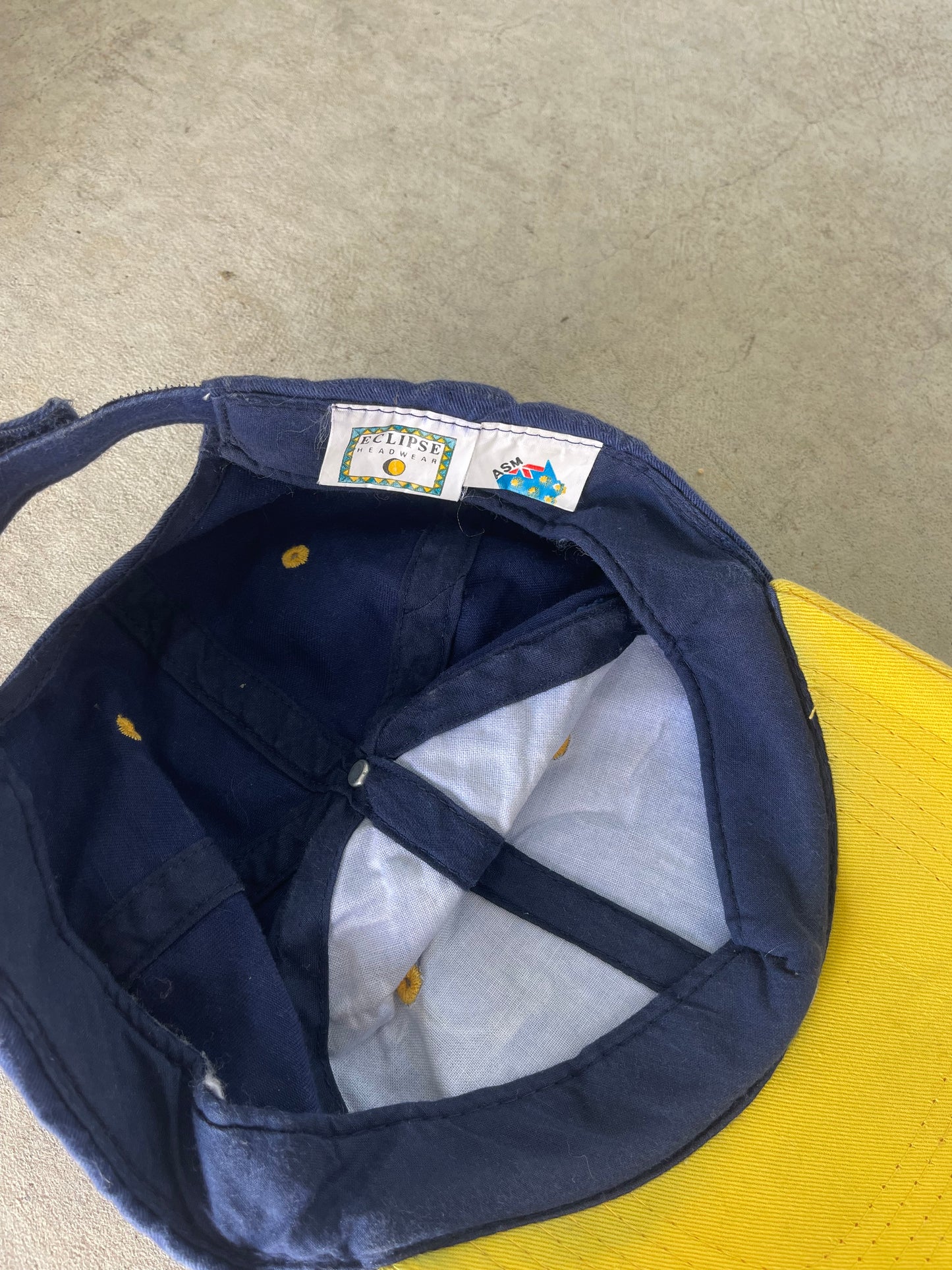 Vintage West Coast Eagles AFL Hat (OSFA)