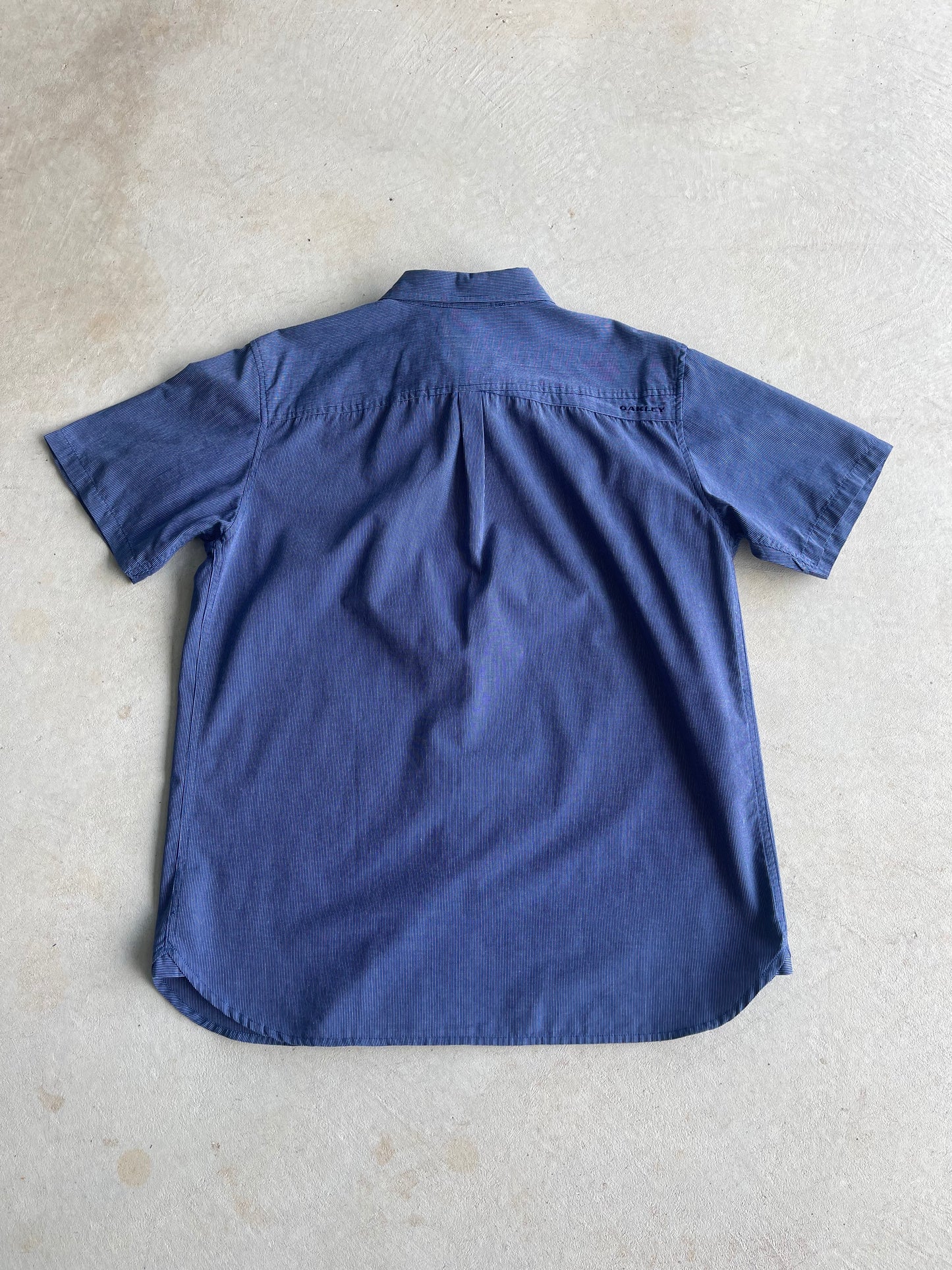 Vintage Oakley Button Up (XL)