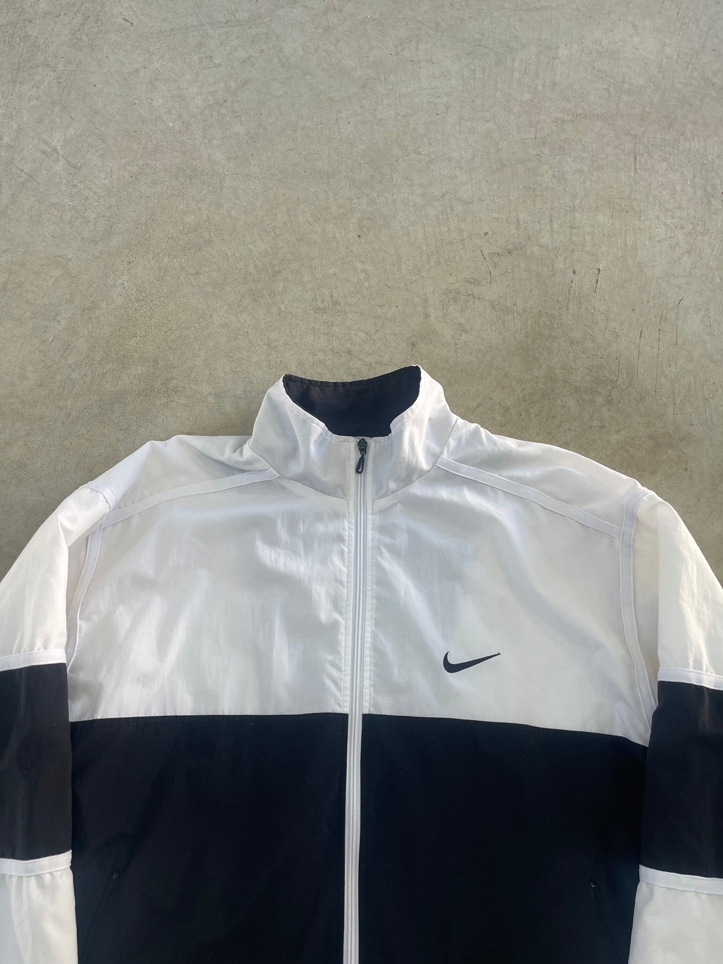 ‘90s Nike Full Zip Jacket (XL)