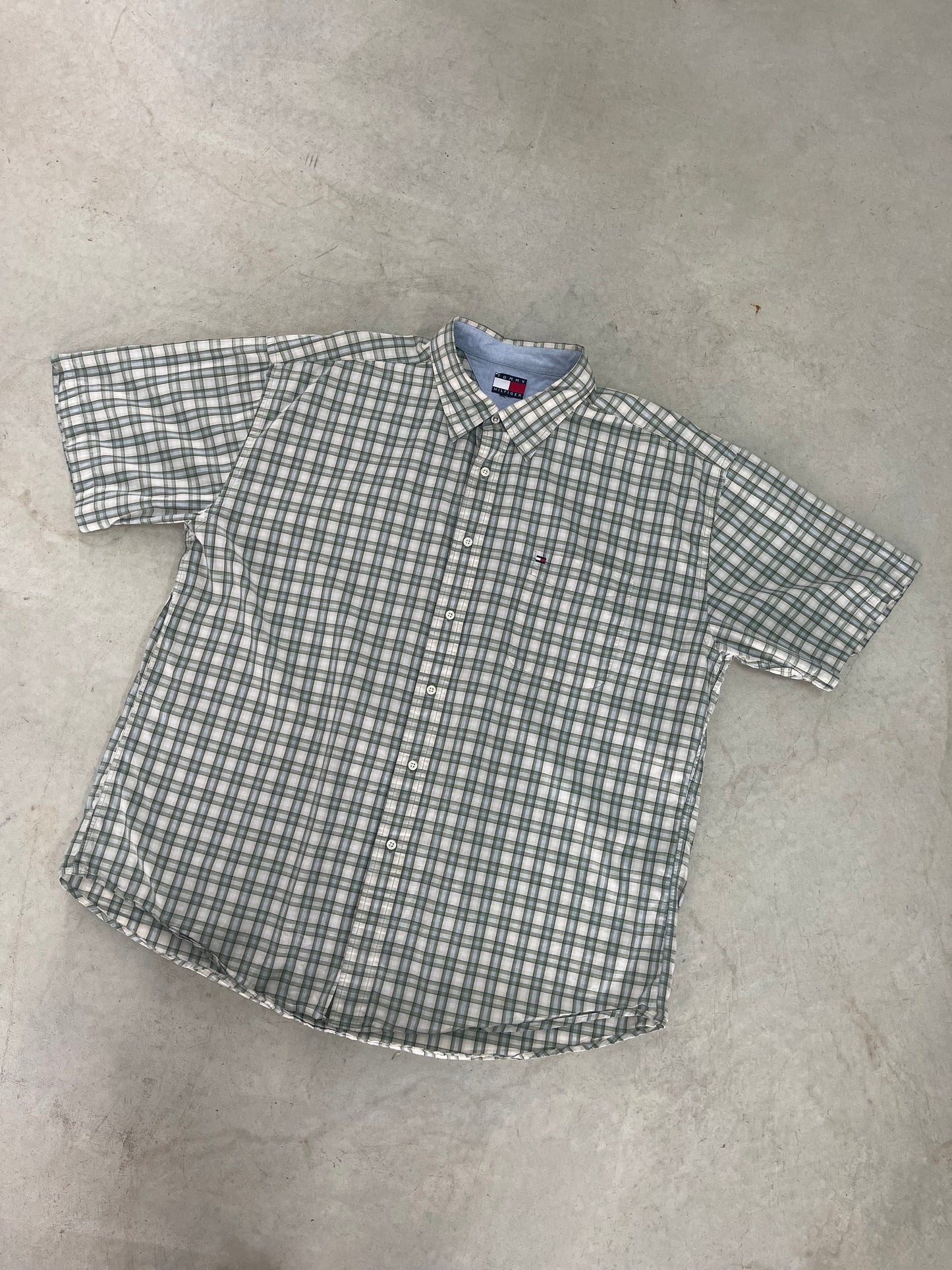 Vintage Tommy Hilfiger Button Up (XL)