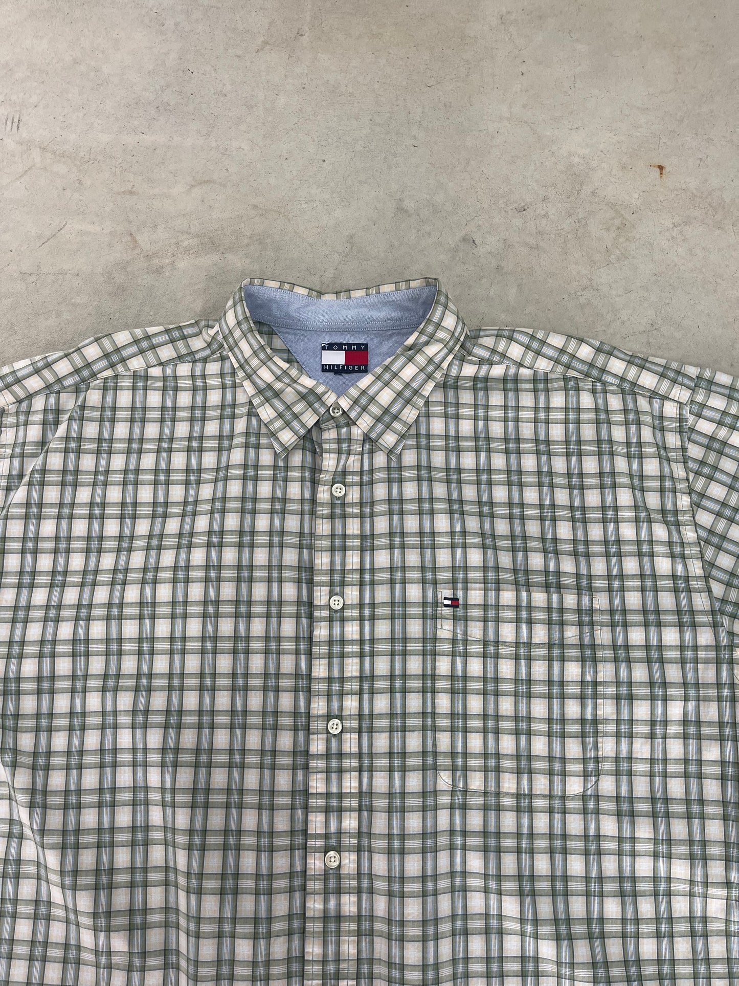 Vintage Tommy Hilfiger Button Up (XL)