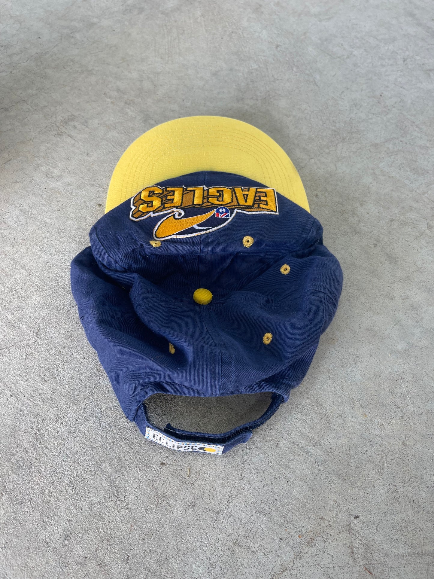 Vintage West Coast Eagles AFL Hat (OSFA)