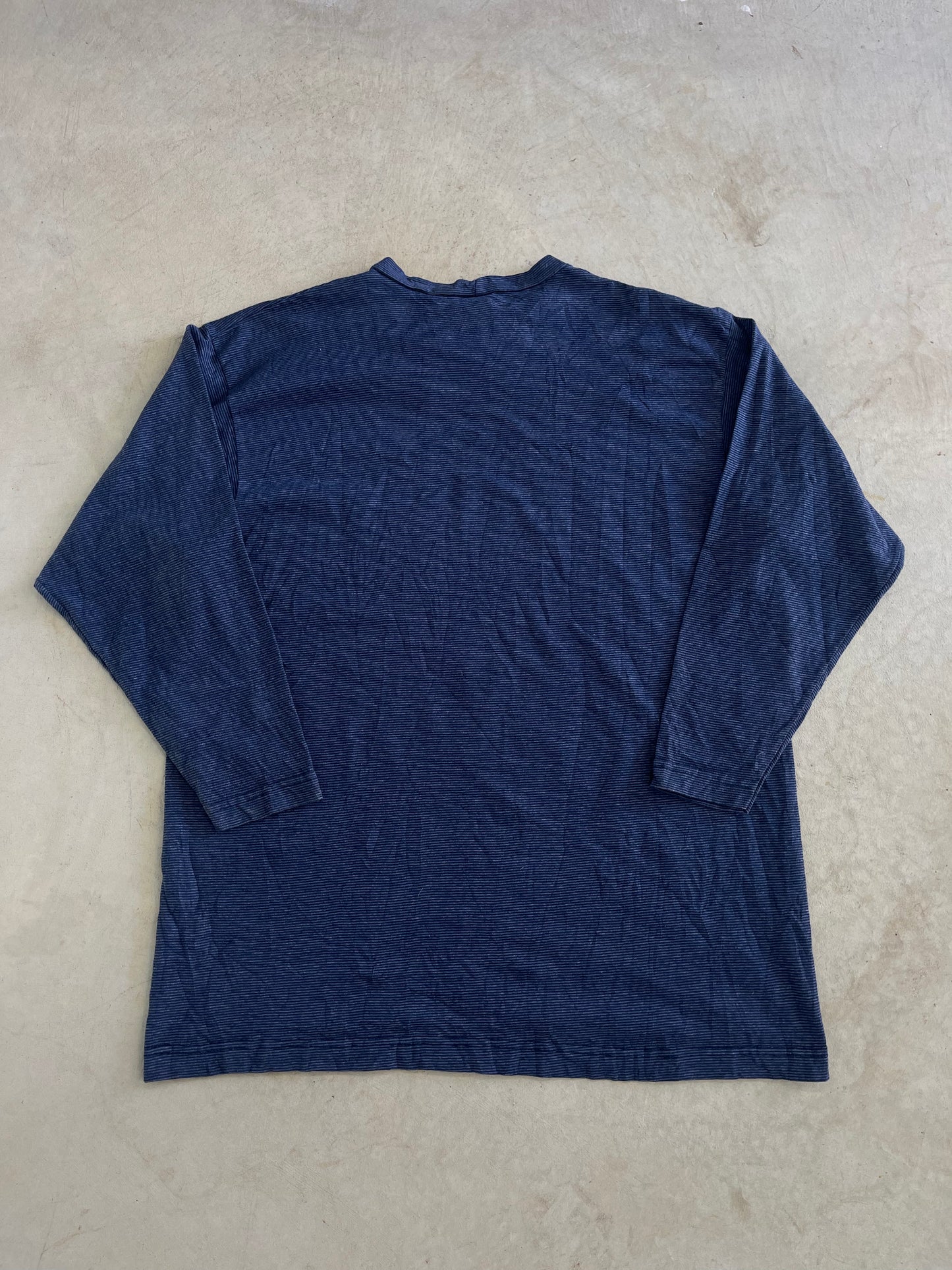 ‘90s Guess Long Sleeve Tee (L)