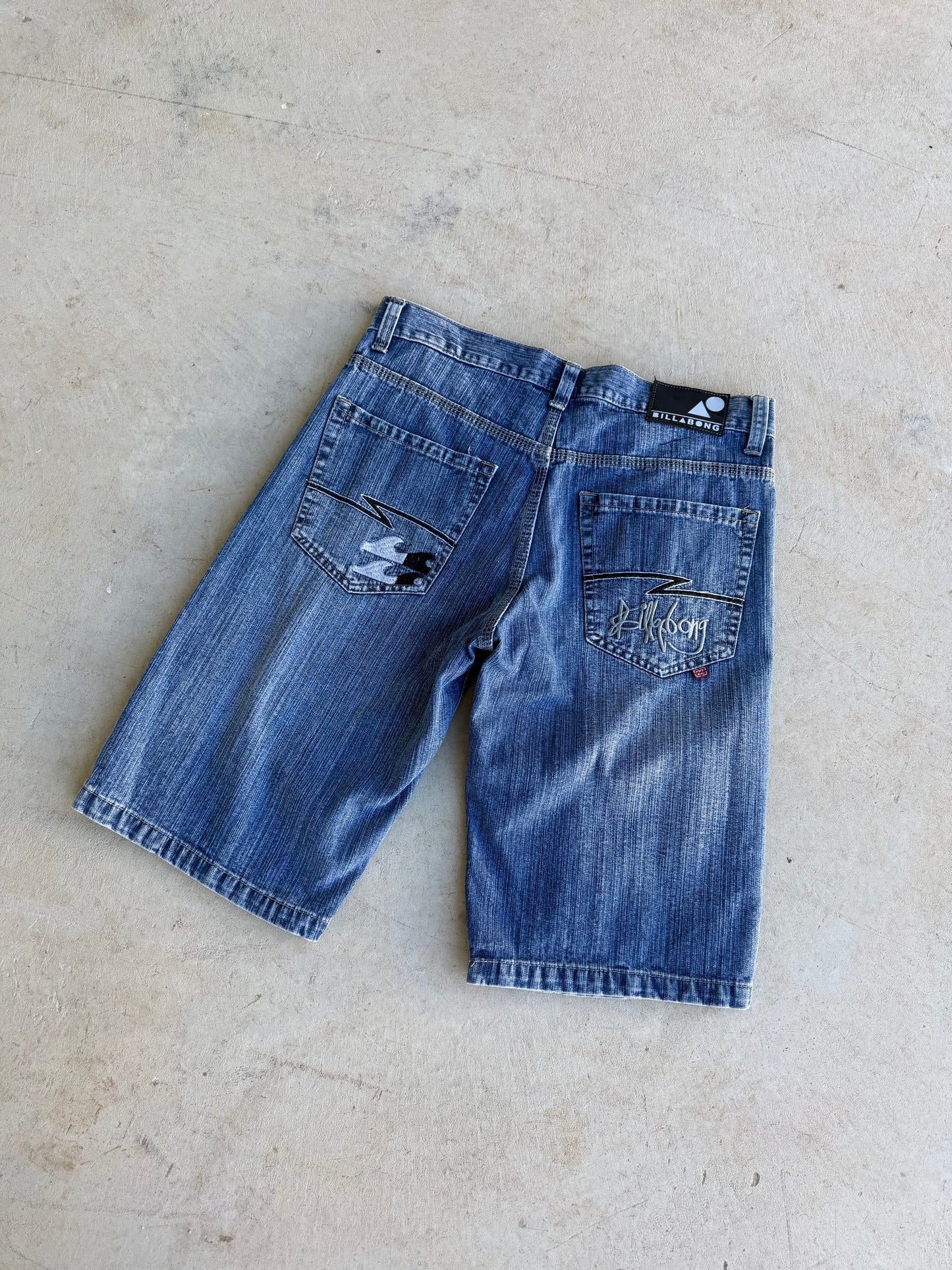 Y2K Billabong Jorts (32-34)