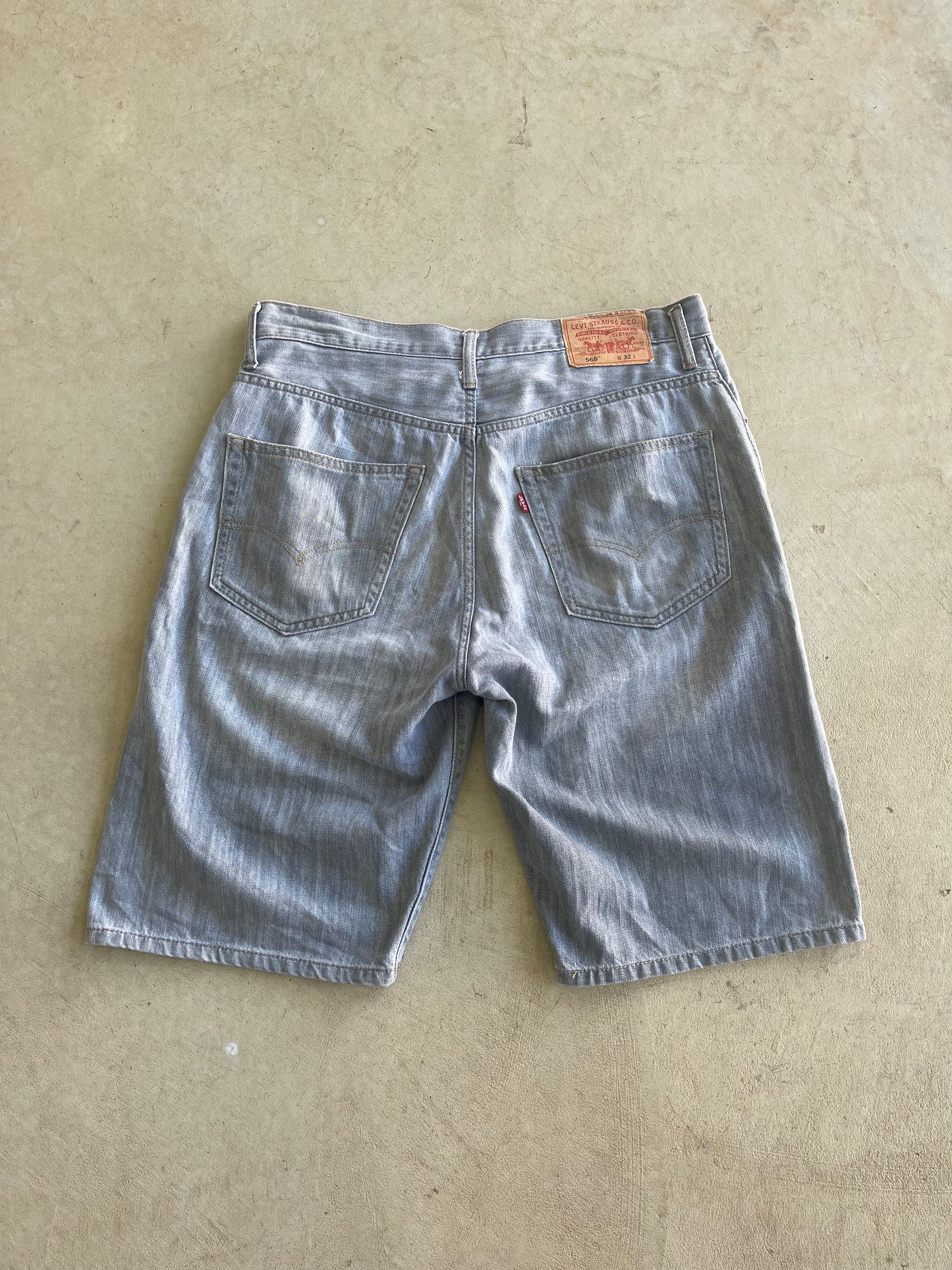 Vintage Levi’s Jorts (32)