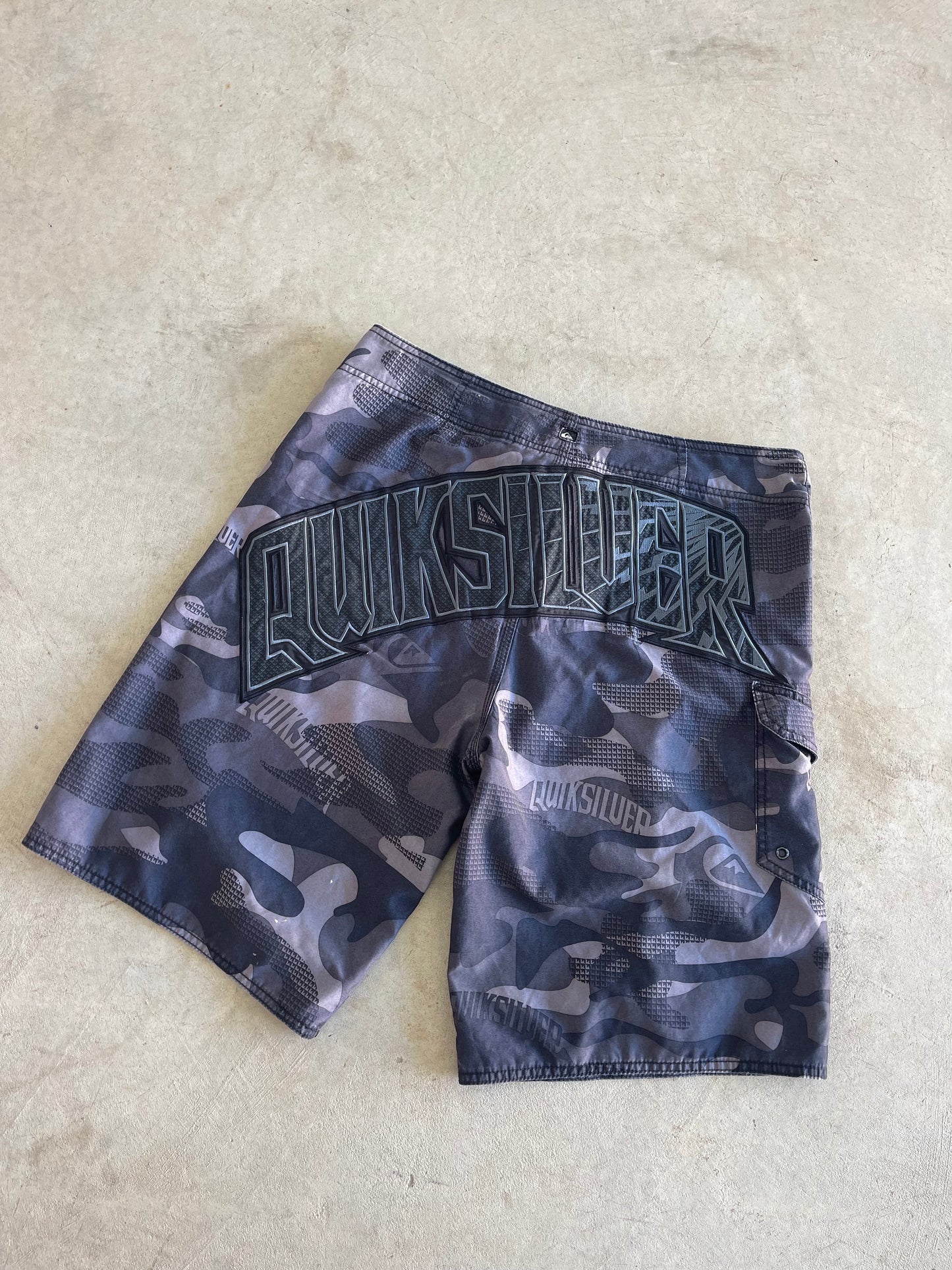 Y2K Quiksilver Camo Boardies (34)