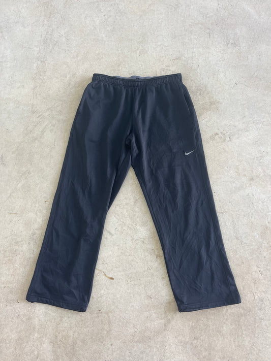 Nike Therma-Fit Trackpants (See description for Sizing)