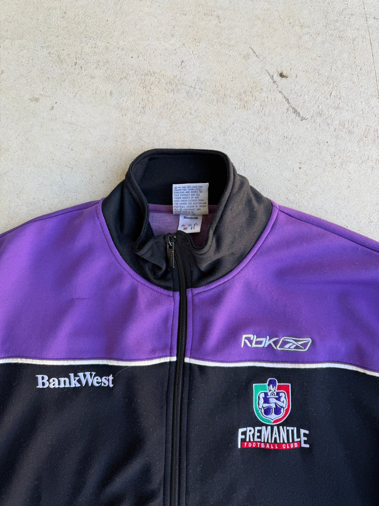 Vintage Reebok Fremantle Dockers AFL Full Zip Jumper (L)