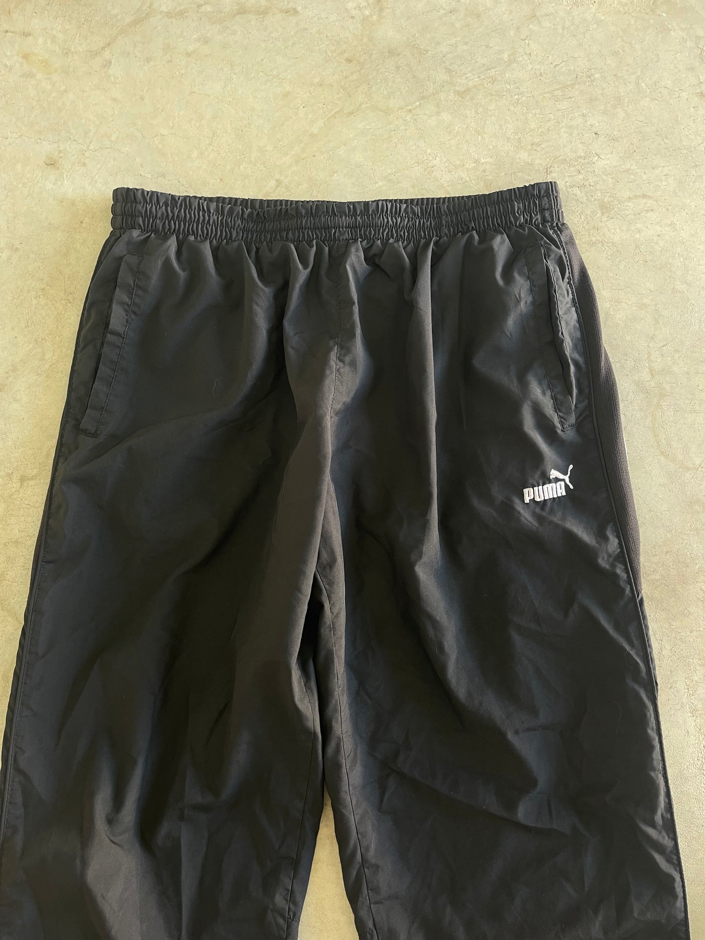 ‘00s Puma Trackpants (32+)