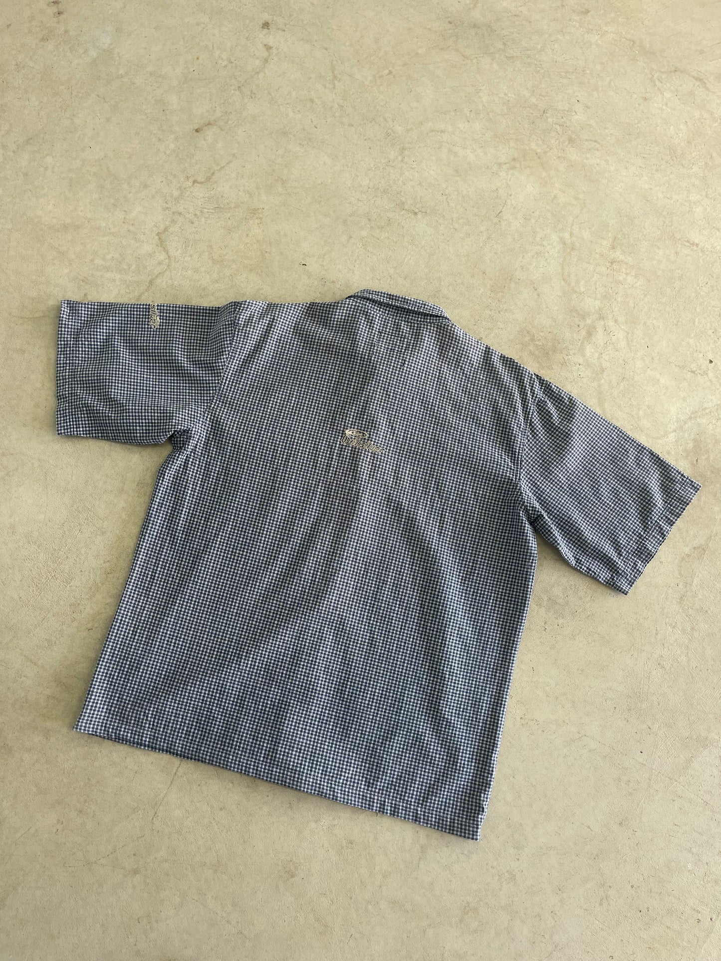 Vintage Quiksilver Embroidered Short Sleeve Button Up Shirt (M-L)