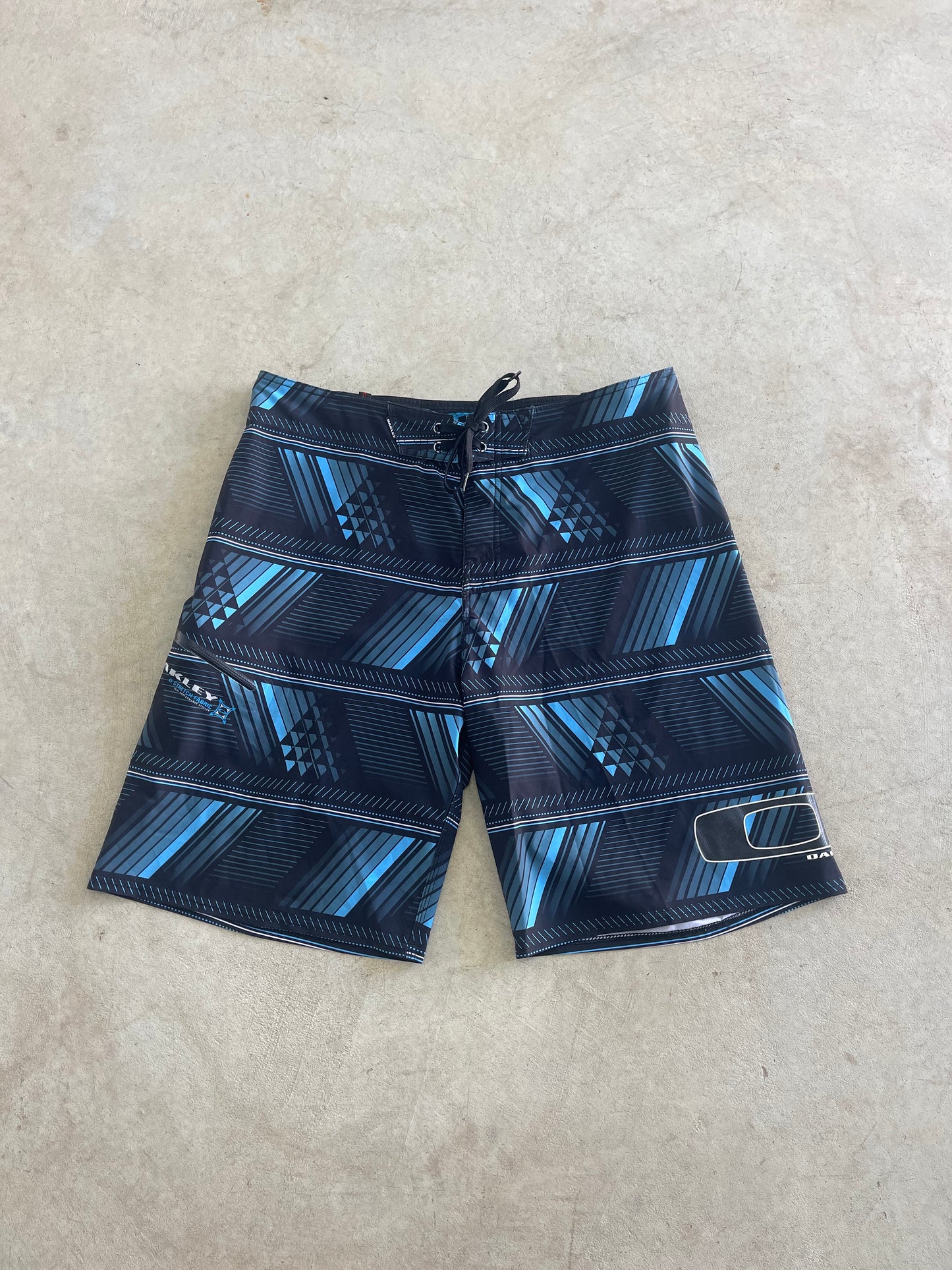 Y2K Oakley Boardies (34)