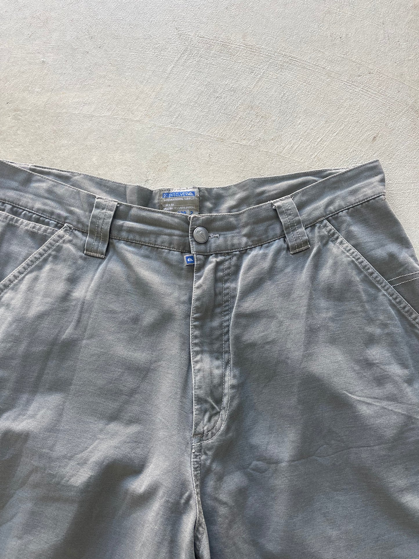 Vintage Quiksilver Shorts (33)