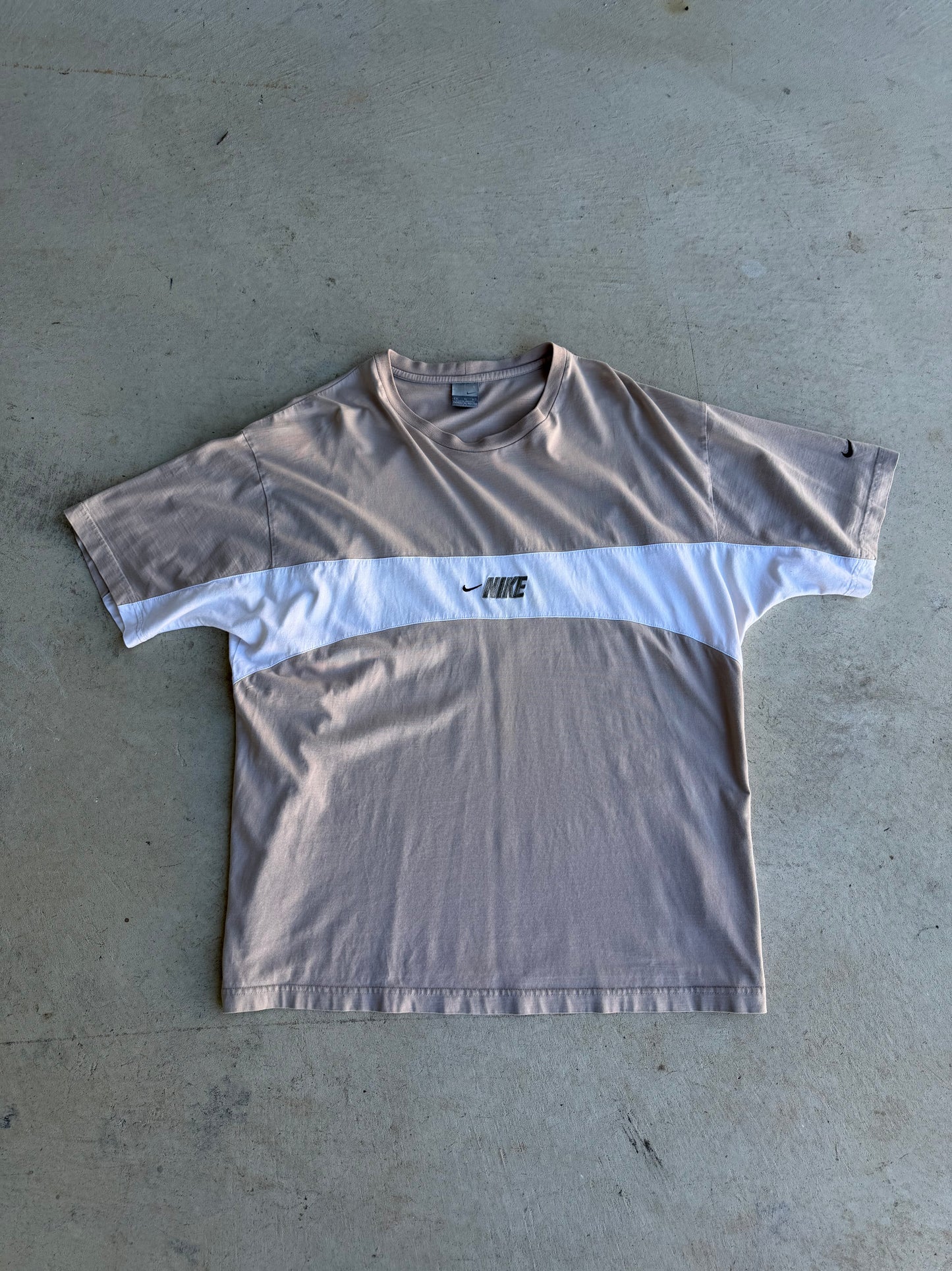 Vintage Nike Tee (XL)