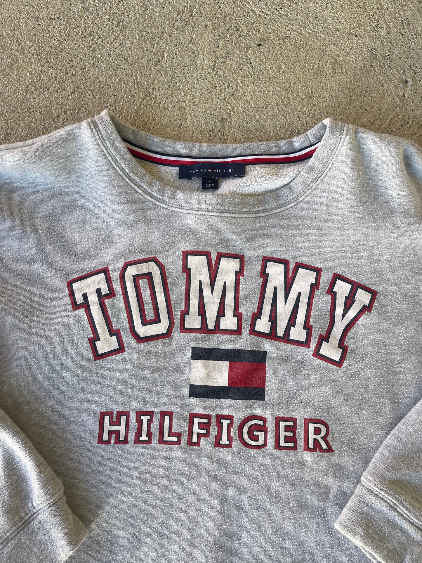 Vintage Tommy Hilfiger Crewneck (M)
