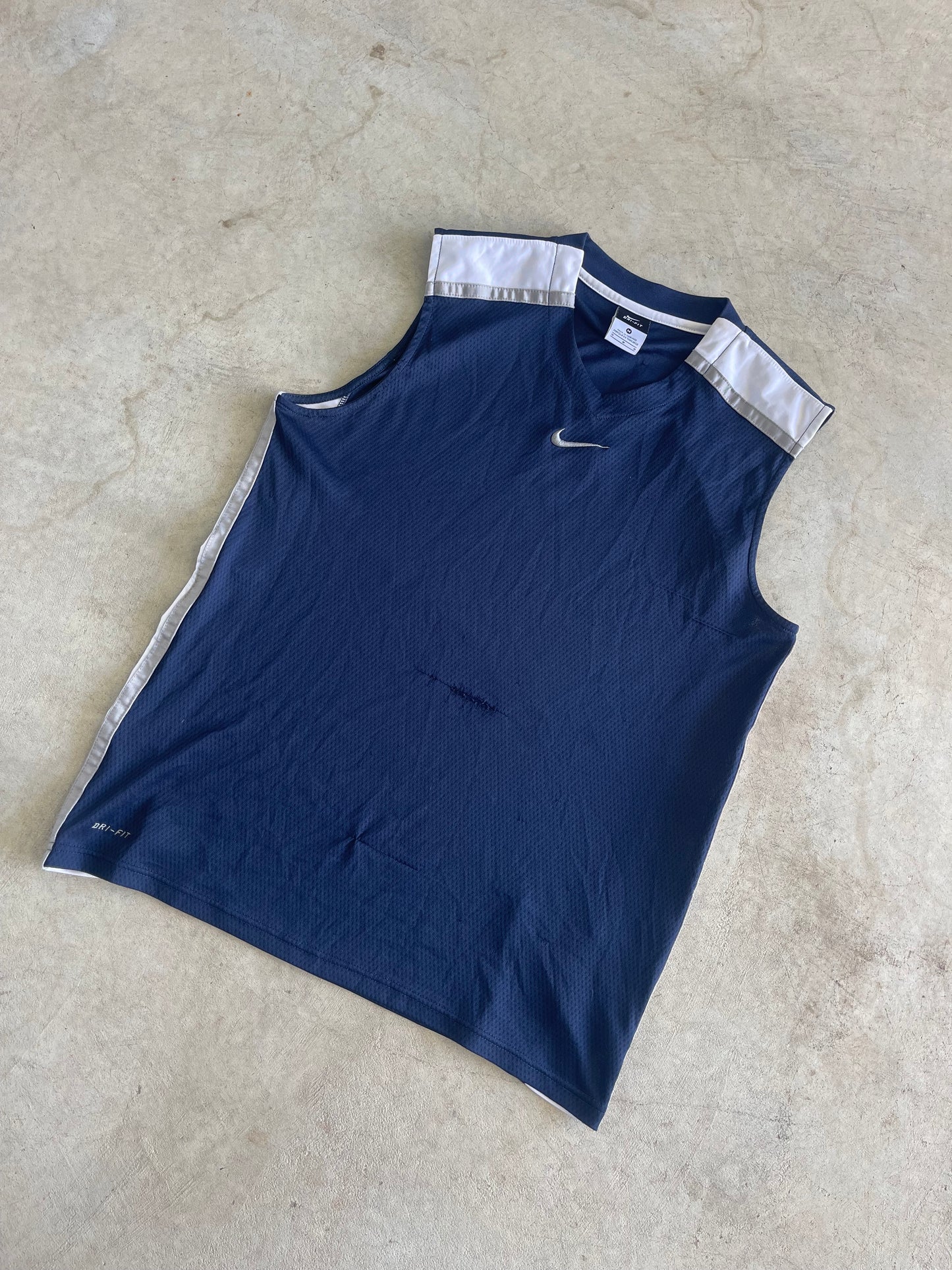 ‘00s Nike Singlet (M)