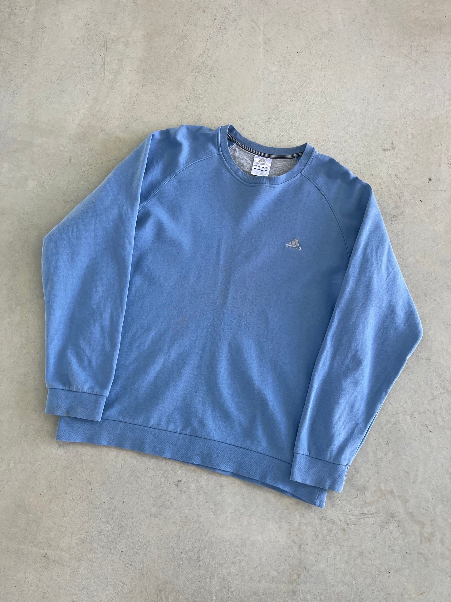 Adidas Minimalist Embroidered Crewneck (L)