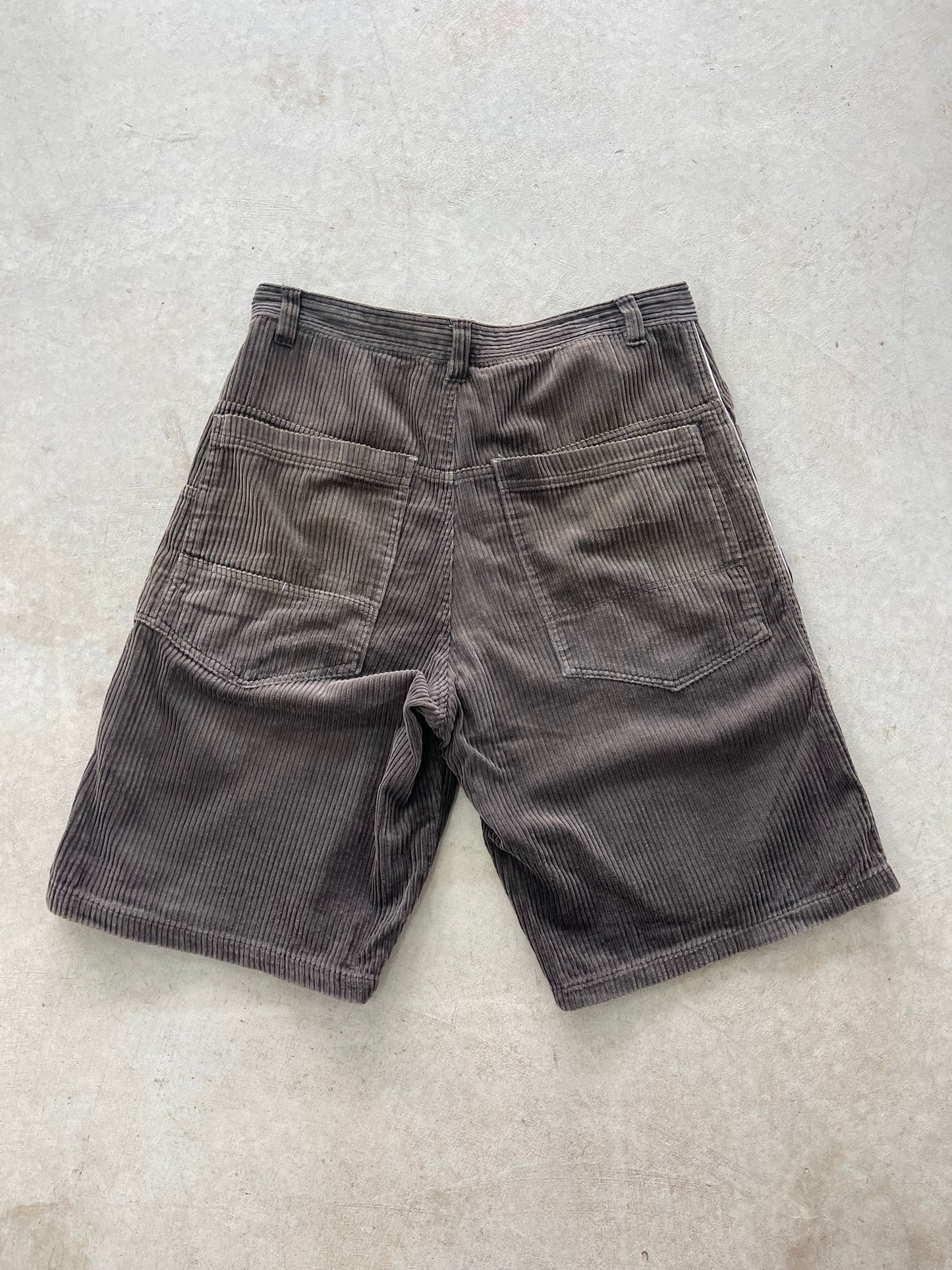 Vintage Jay Jays Corduroy Shorts (34)