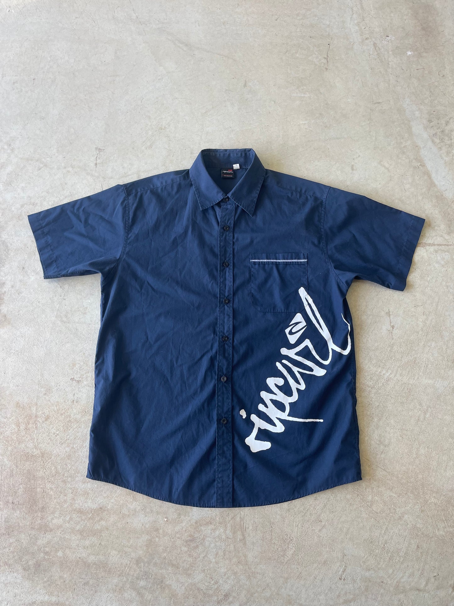 Y2K Rip Curl Short Sleeve Button Up Shirt (L)