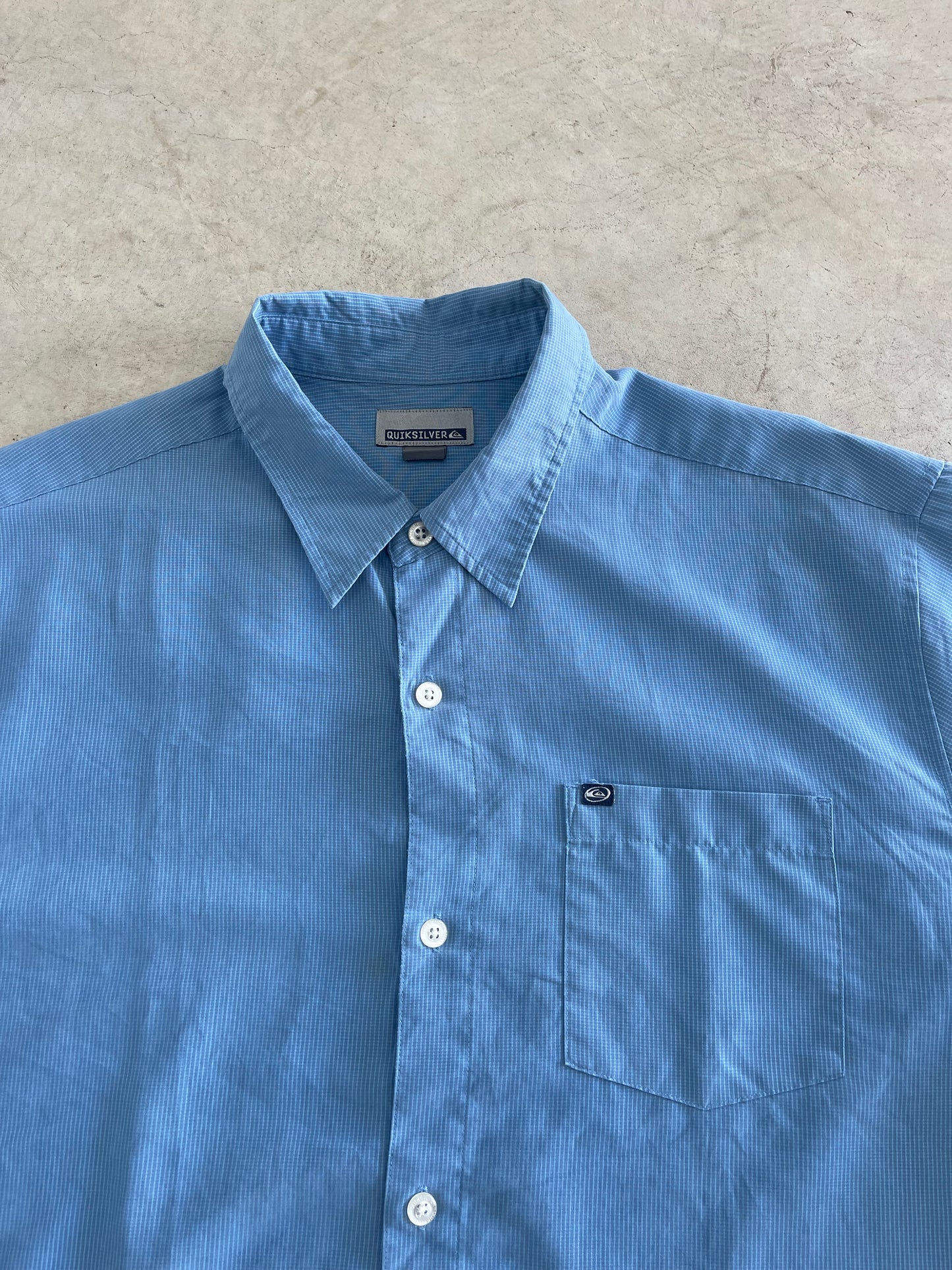 Vintage Quiksilver Short Sleeve Button Up Shirt (XL)