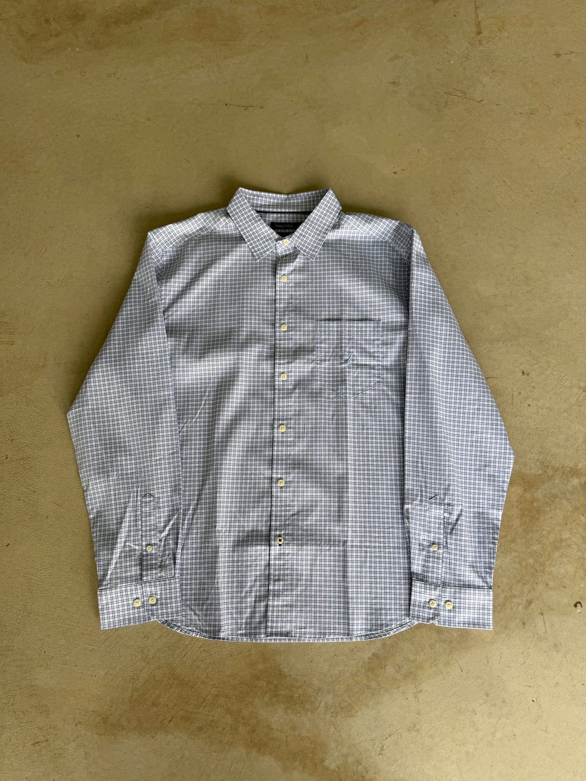 Nautica Long Sleeve Button Up Shirt (XL)