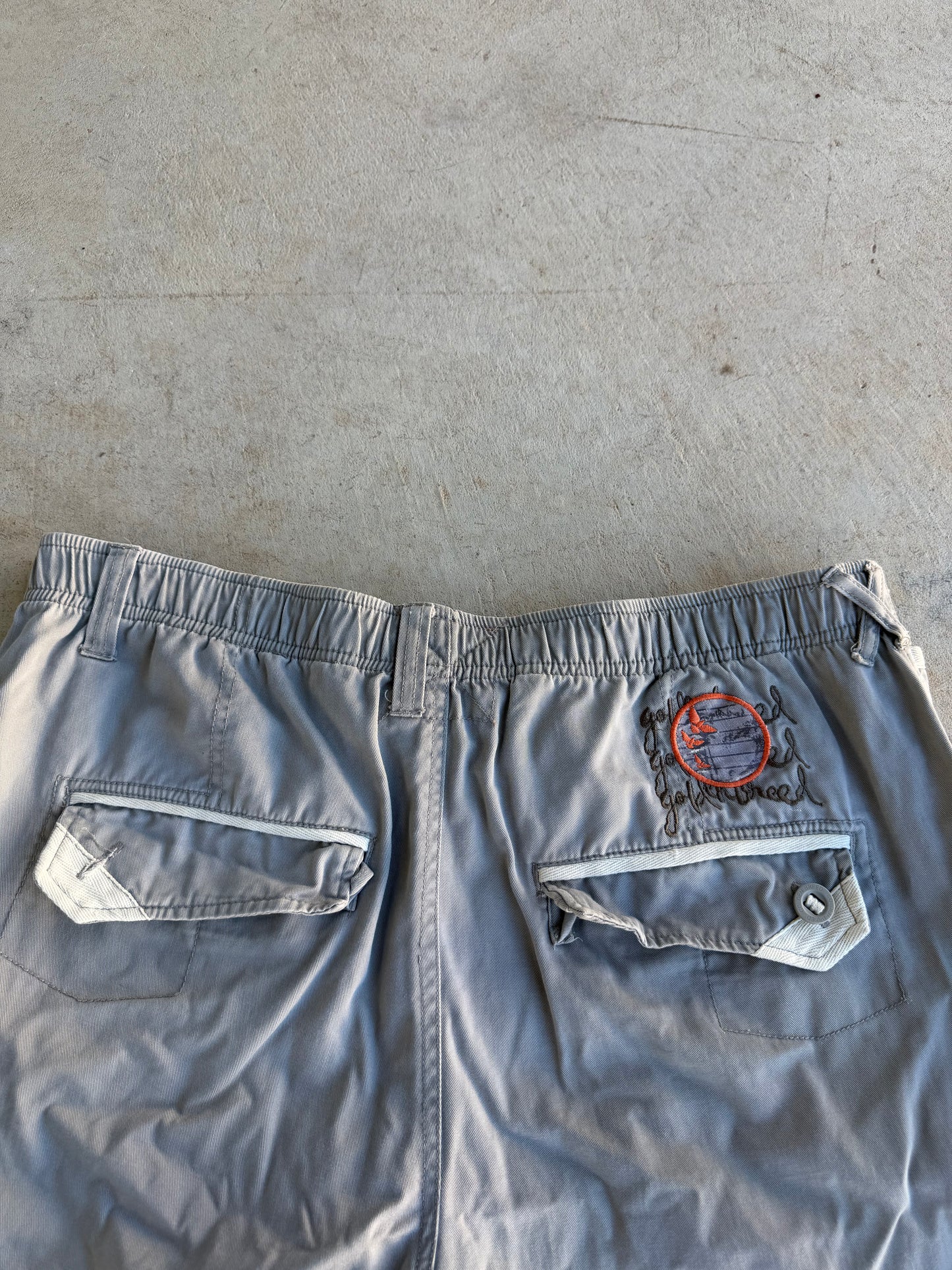 Y2K Golden Breed Cargo Shorts (34)