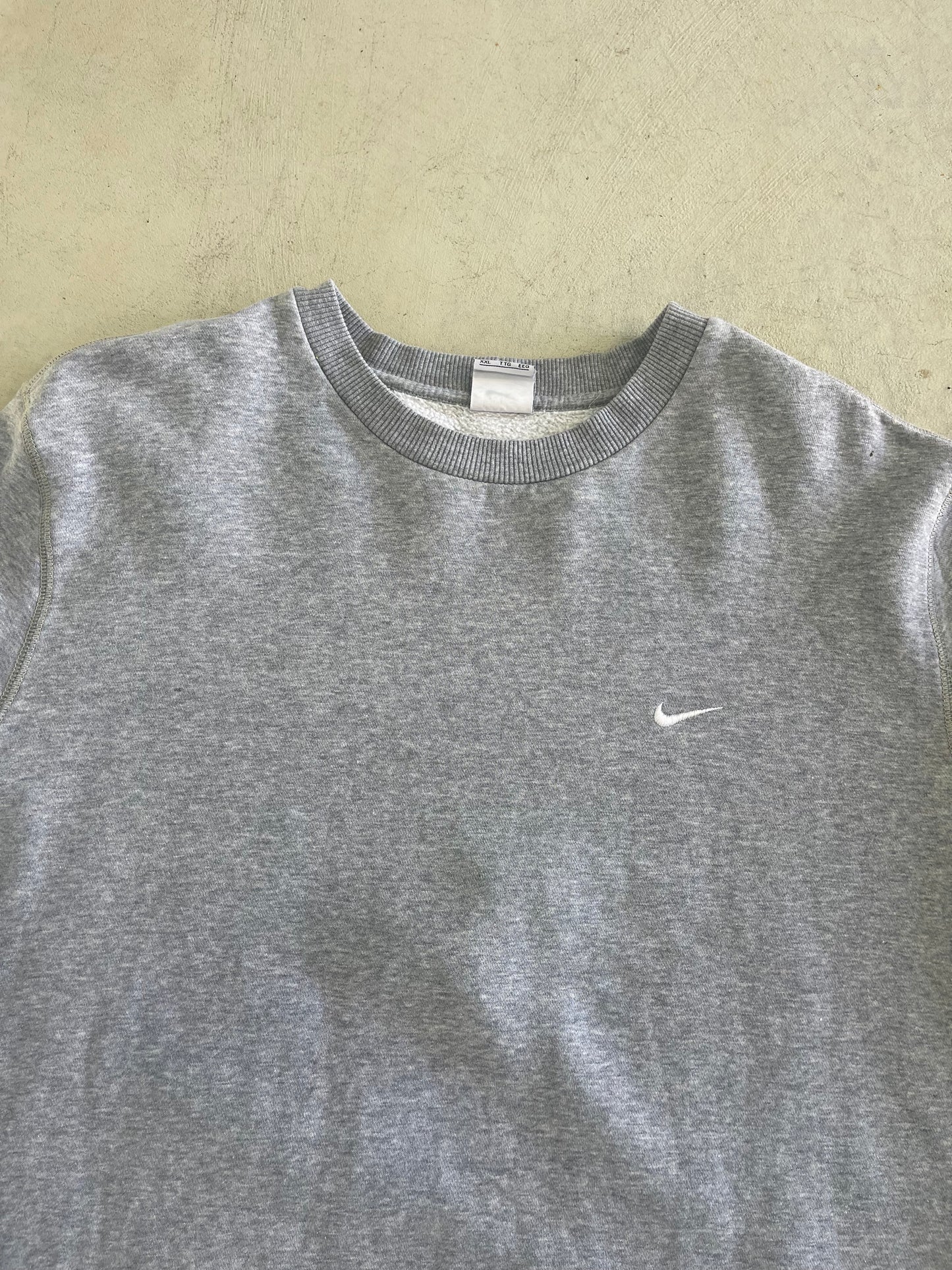 Nike Minimalist Embroidered Crewneck (XL)