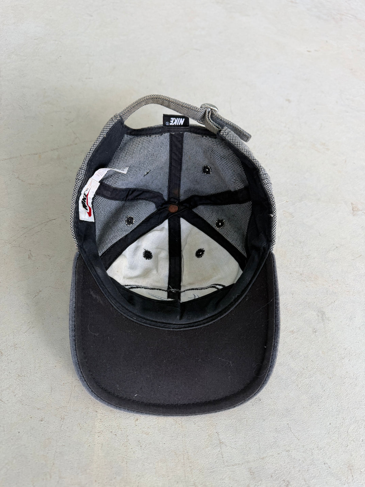 Vintage Nike Hat (OSFA)